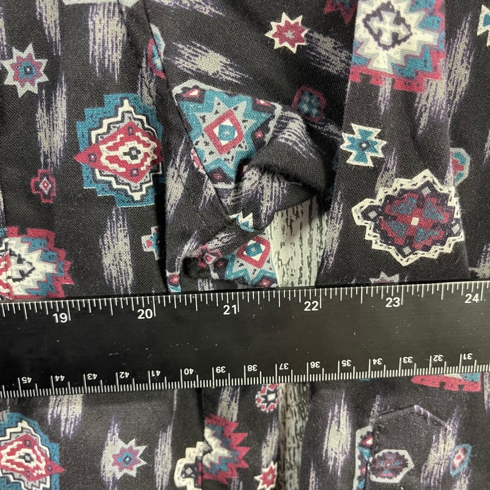 VTG Wrangler Cowboy Cut 16-34 X-Long Tails Aztec Print Bold Southwest *Read* - Picture 5 of 8
